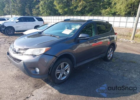 2015 Toyota Rav4 Xle z USA, uszkodzony, nr VIN 2T3WFREV7FW215090